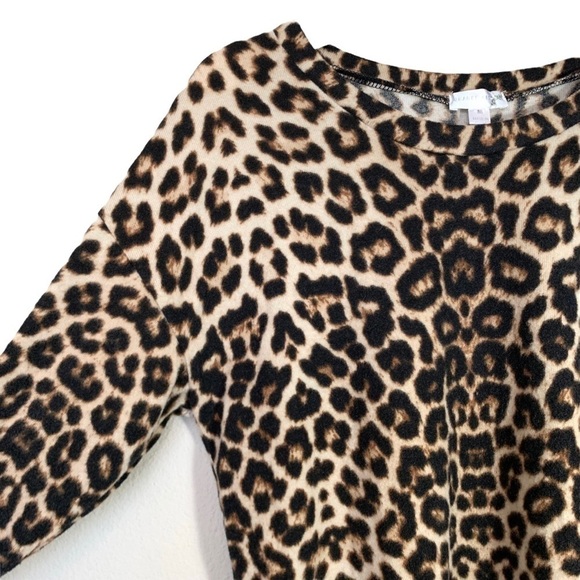 Orange Kiss Pullover Leopard Cheetah Long Sleeve Cozy Sweater Size Medium - Picture 5 of 14